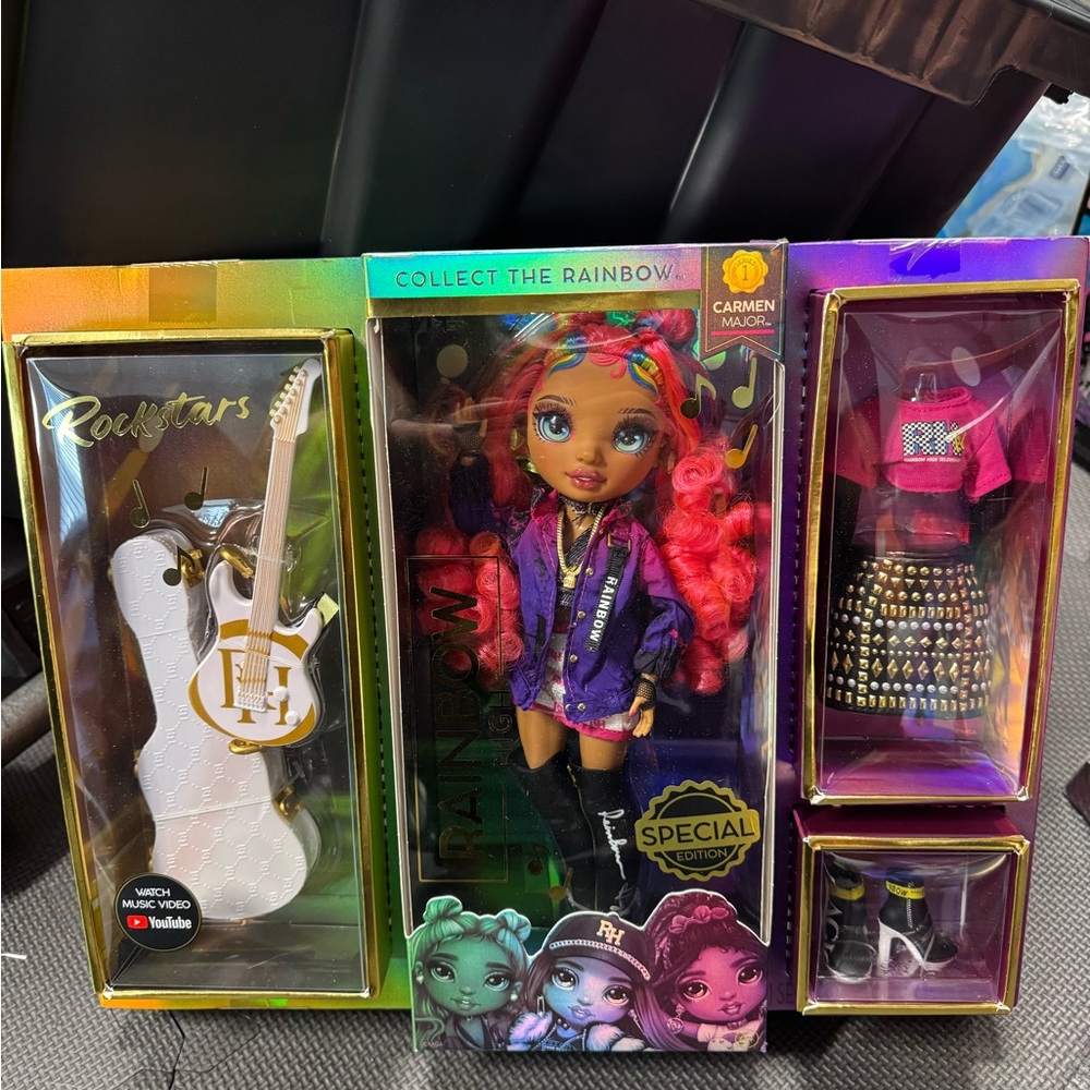 COPY - Rainbow High Carmen Major Rockstar Doll Set - Multicolor